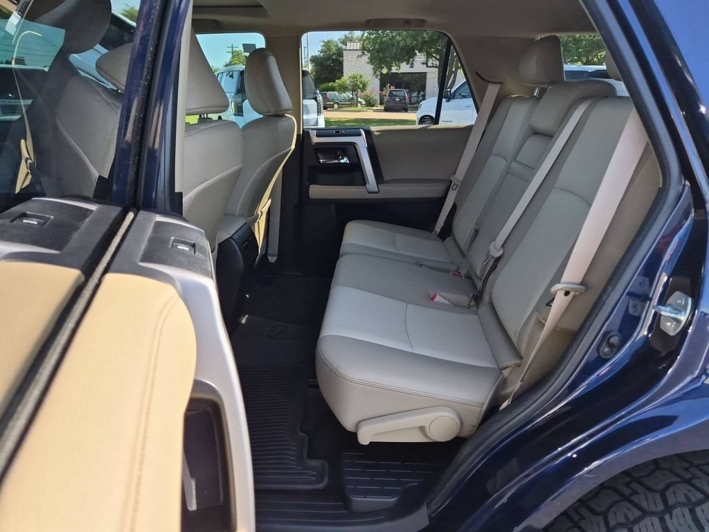 2023 Toyota 4Runner SR5 Premium - Photo 24