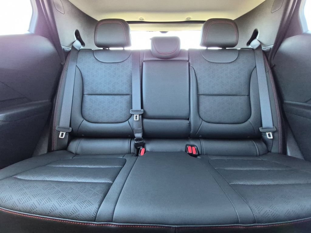 2027 Chevrolet Bolt RS - Photo 6