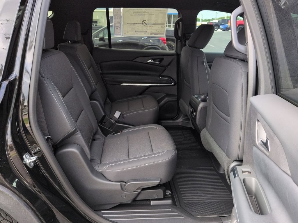 2026 Chevrolet Traverse LT - Photo 25