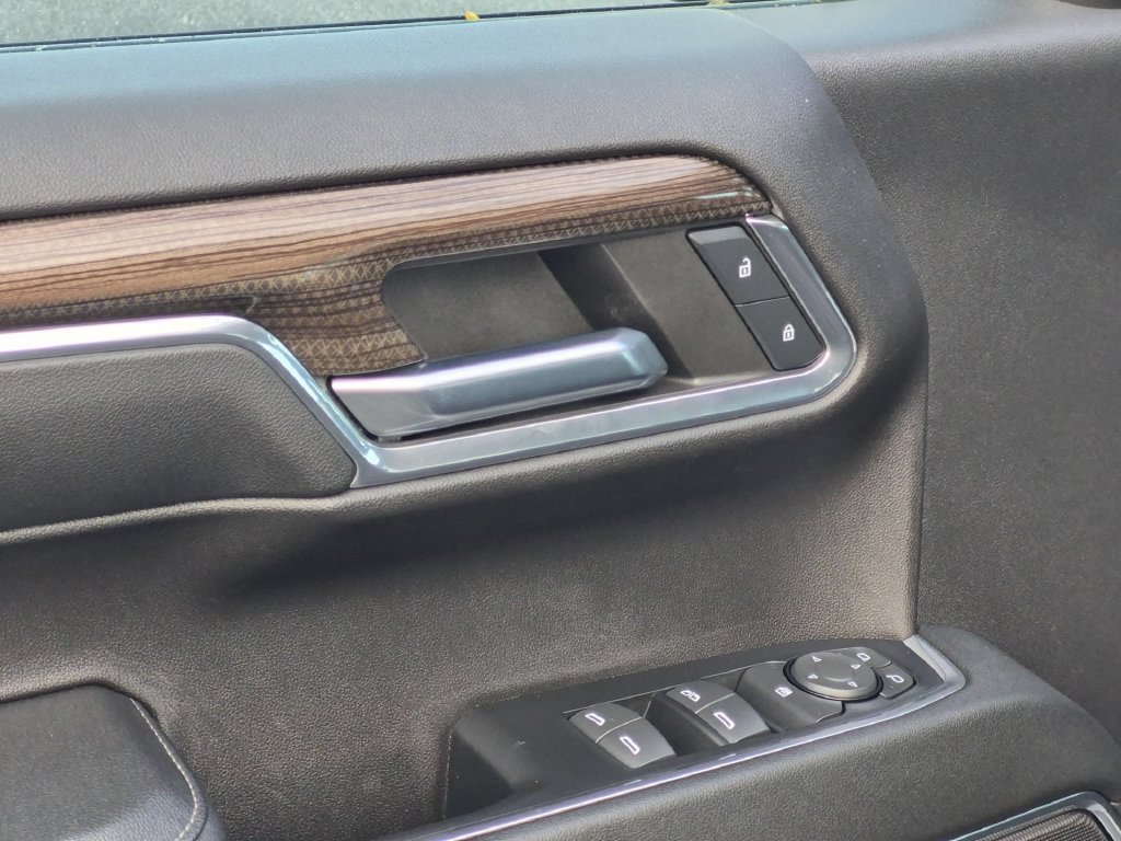 2023 Chevrolet Silverado 1500 LT - Photo 21