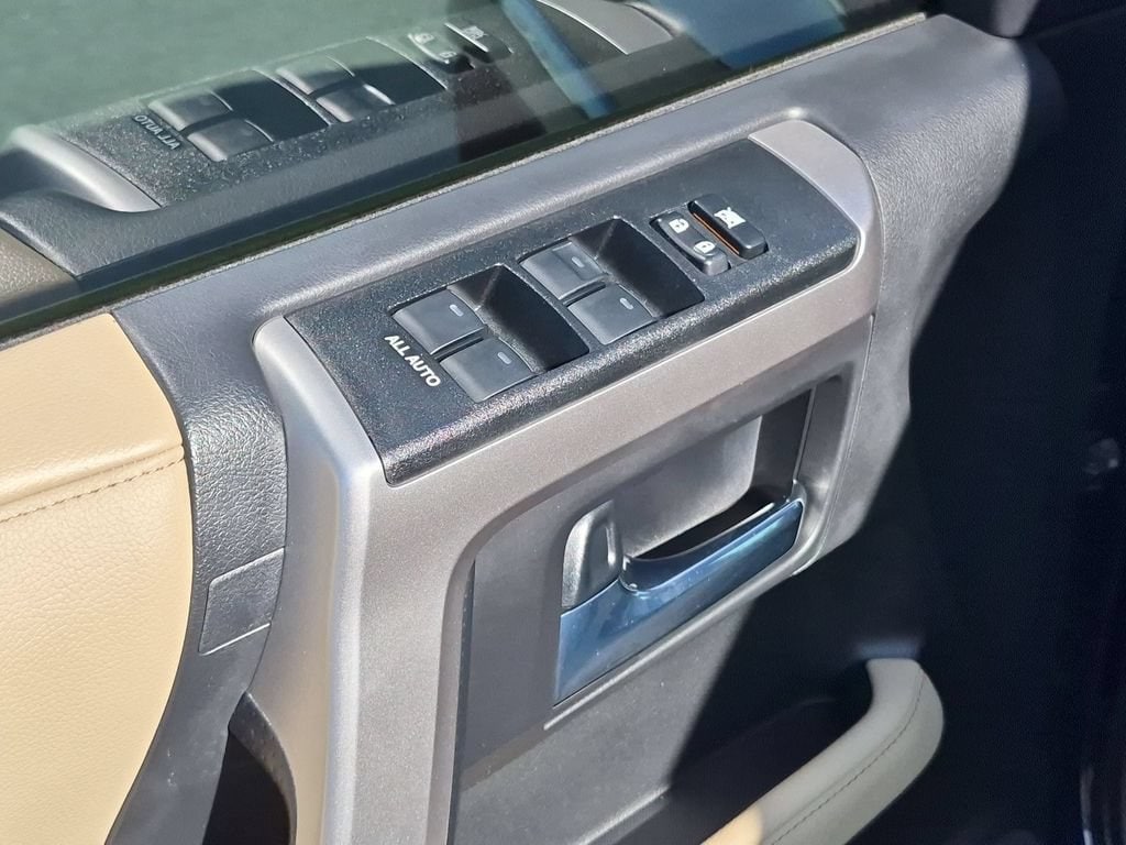 2023 Toyota 4Runner SR5 Premium - Photo 22