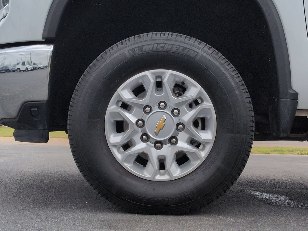 2025 Chevrolet Silverado 2500HD LTZ - Photo 30