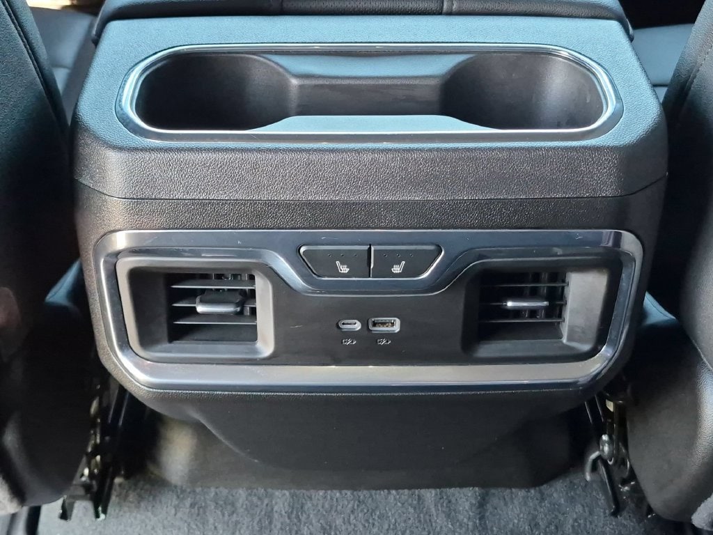2024 Chevrolet Silverado 1500 LTZ - Photo 20