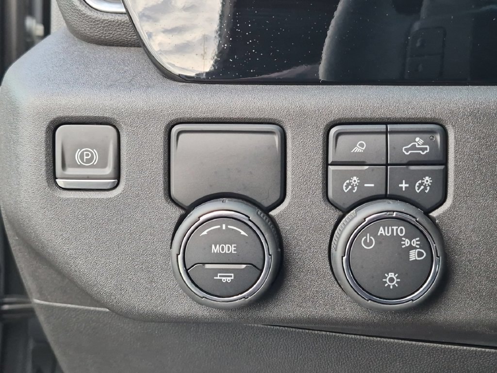 2023 Chevrolet Silverado 1500 LT - Photo 16