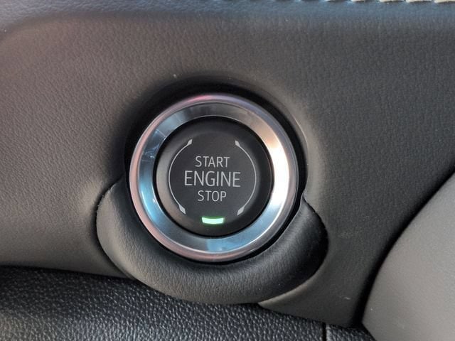 2026 Chevrolet Suburban Premier - Photo 16