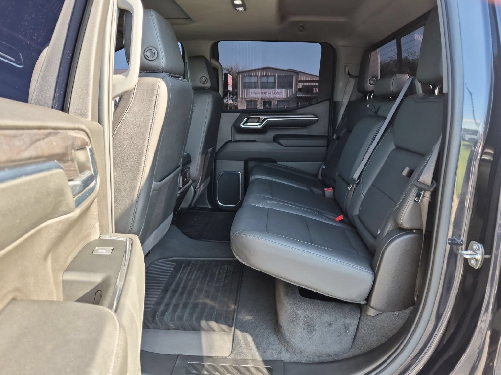 2024 Chevrolet Silverado 1500 LTZ - Photo 24