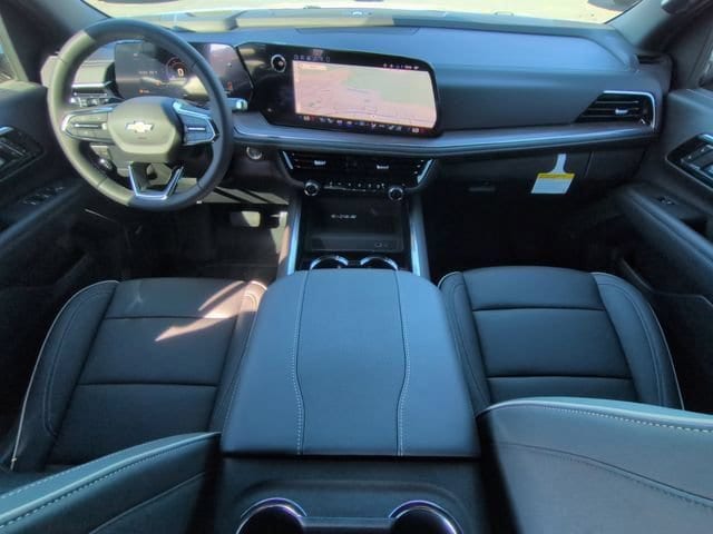 2026 Chevrolet Suburban Premier - Photo 19