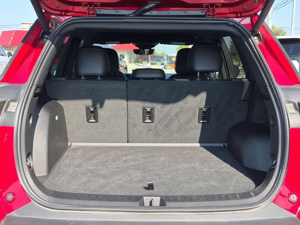 2025 Chevrolet Equinox LT - Photo 25