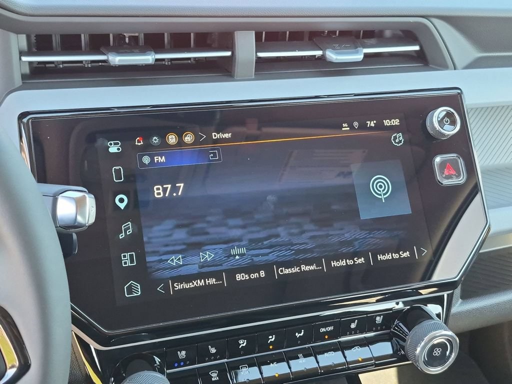 2027 Chevrolet Bolt RS - Photo 12