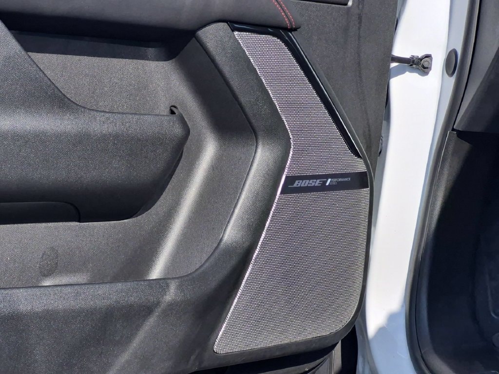 2025 GMC Yukon AT4 Ultimate - Photo 24