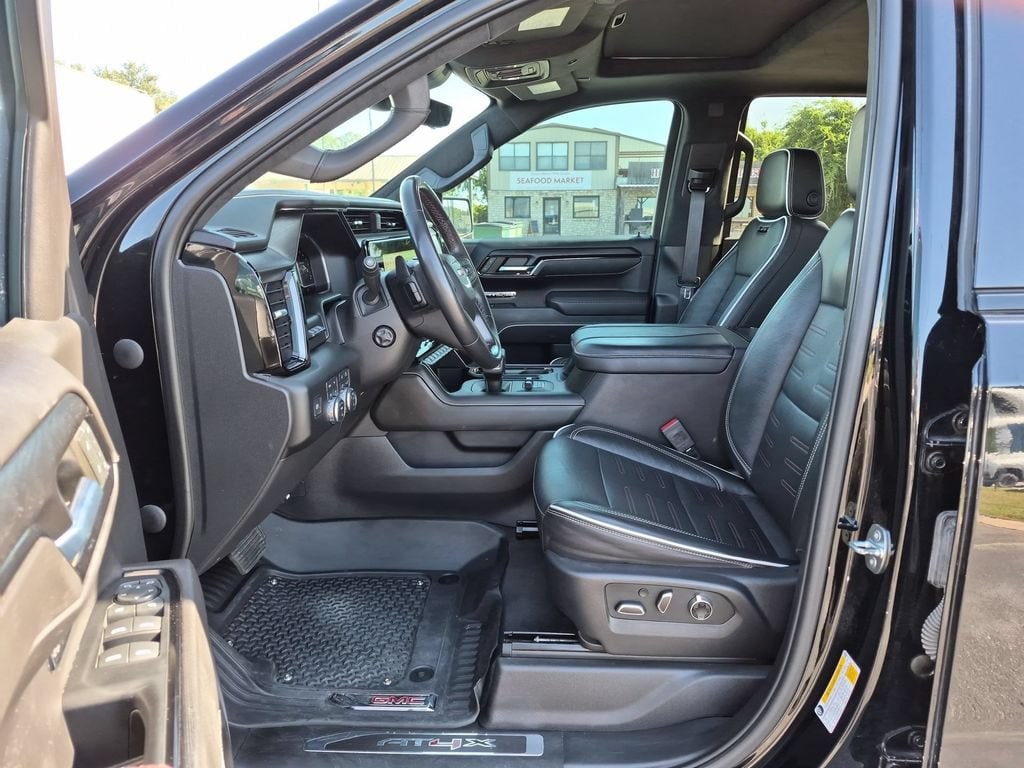 2023 GMC Sierra 1500 AT4X - Photo 18