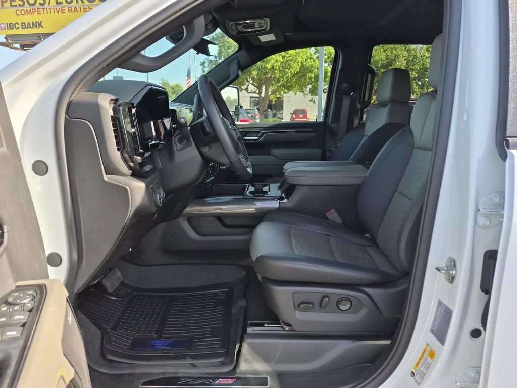 2026 Chevrolet Silverado 2500HD ZR2 - Photo 17