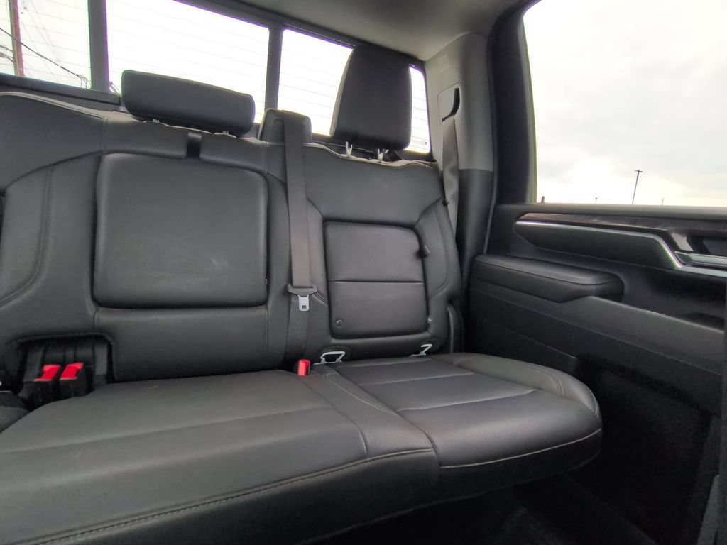 2025 Chevrolet Silverado 2500HD LTZ - Photo 7