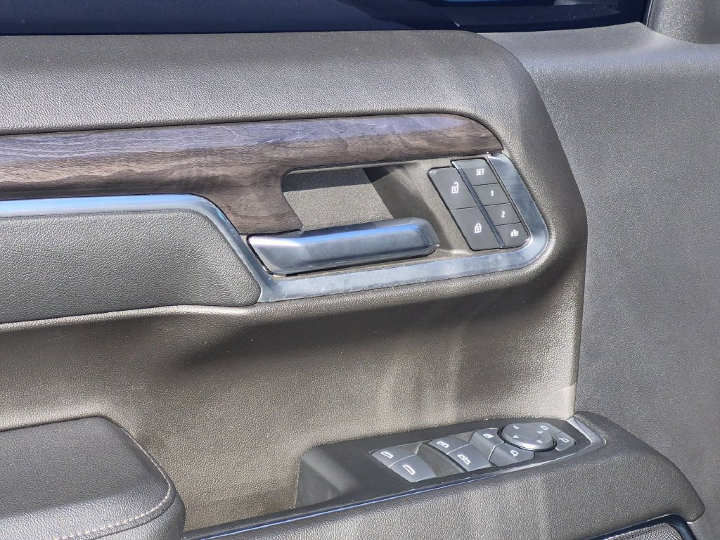 2024 Chevrolet Silverado 1500 LTZ - Photo 22