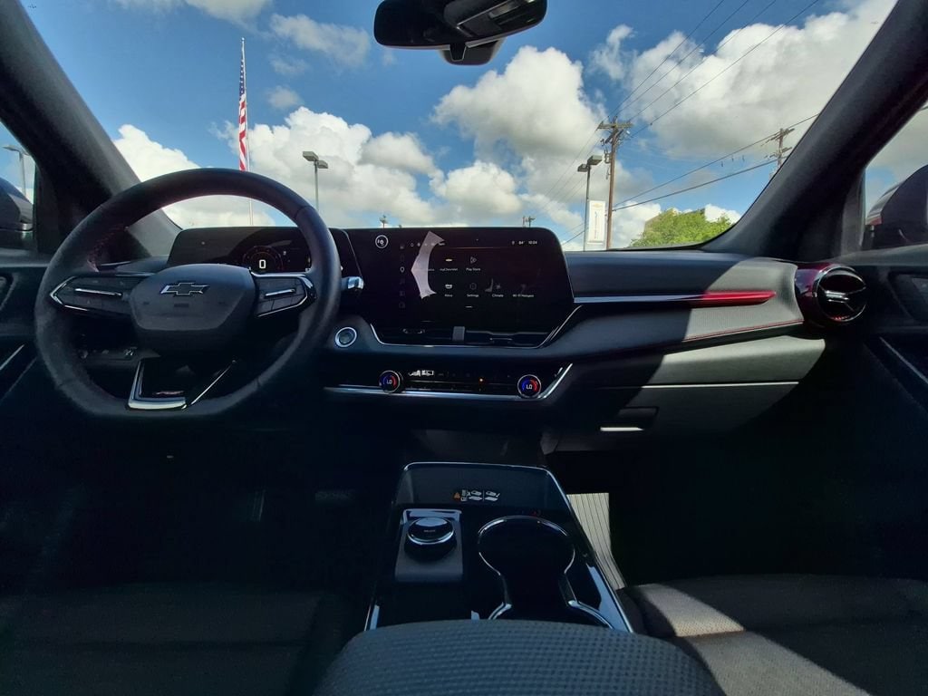 2025 Chevrolet Equinox RS - Photo 2