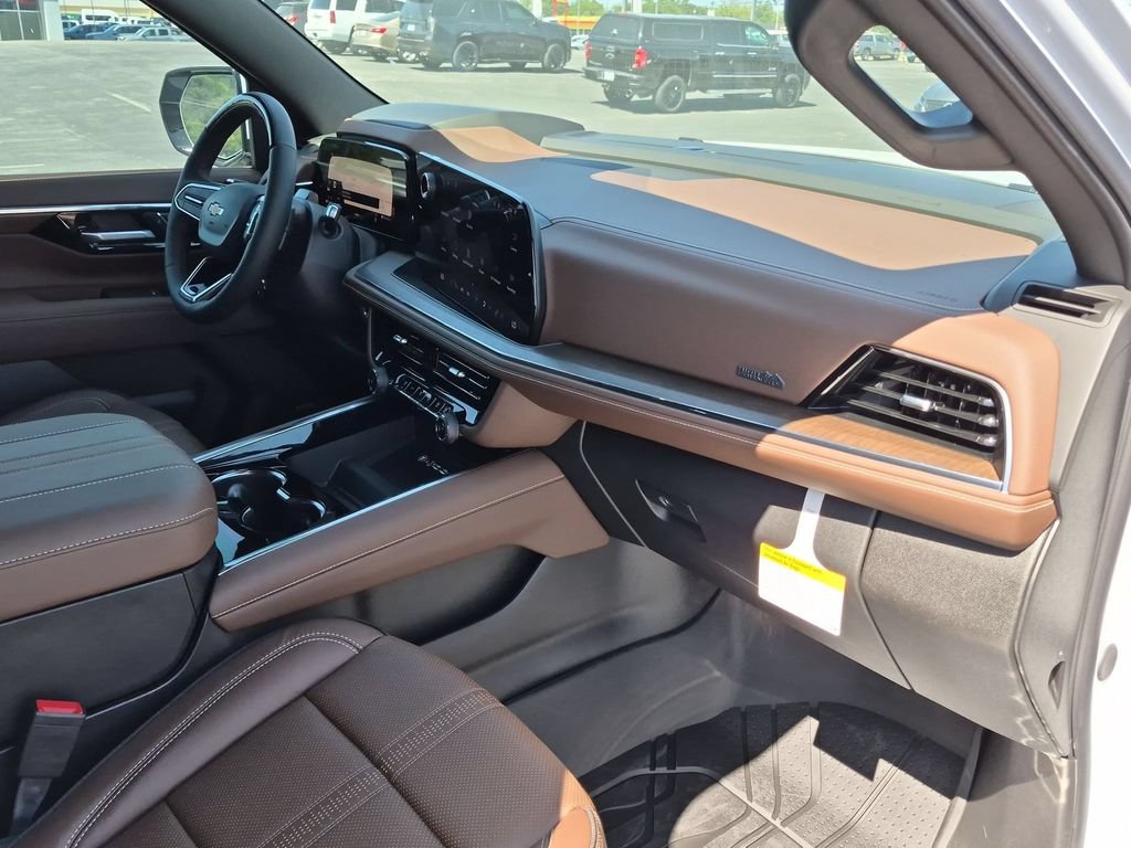 2026 Chevrolet Suburban High Country - Photo 29