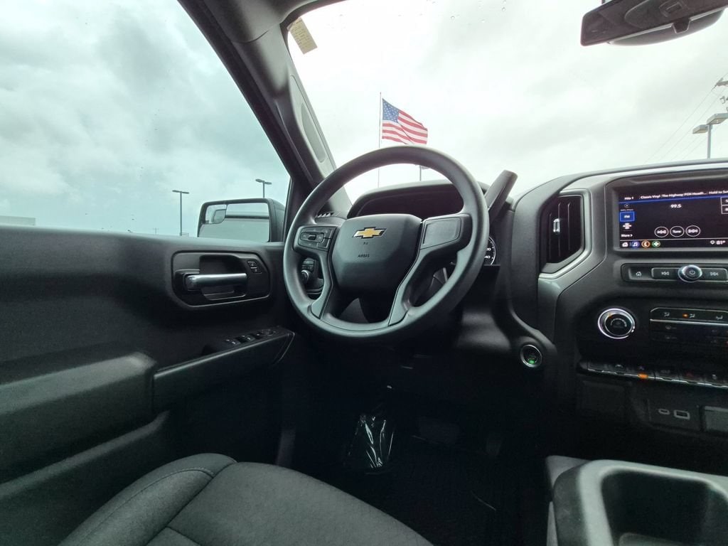 2024 Chevrolet Silverado 1500 Custom - Photo 7