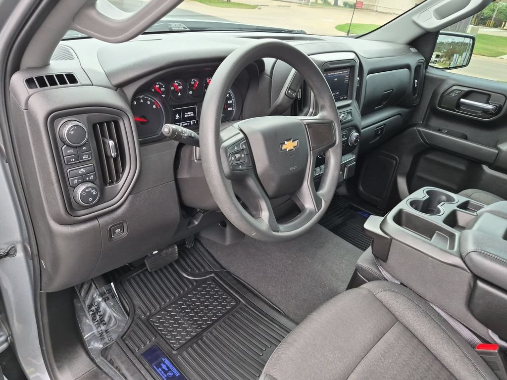 2024 Chevrolet Silverado 1500 Custom - Photo 8