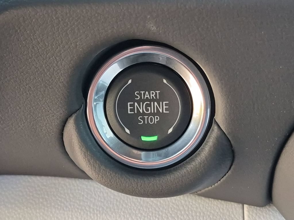 2026 Chevrolet Suburban Premier - Photo 16