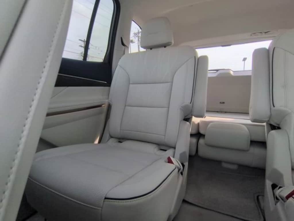 New 2026 Buick Enclave Avenir SUV