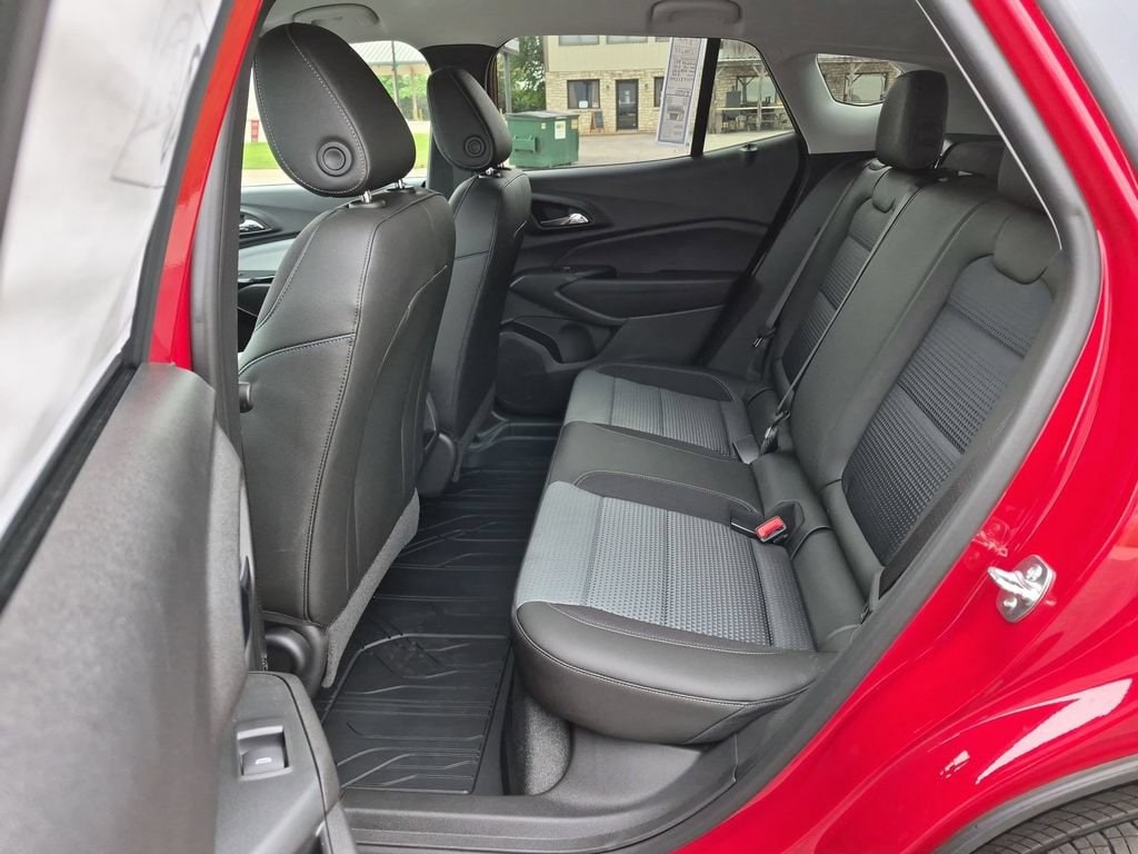 2026 Chevrolet Trax LT - Photo 23