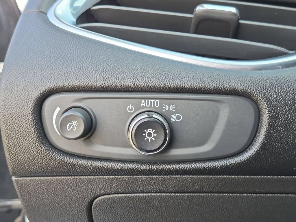 2018 Chevrolet Malibu 1LT - Photo 16