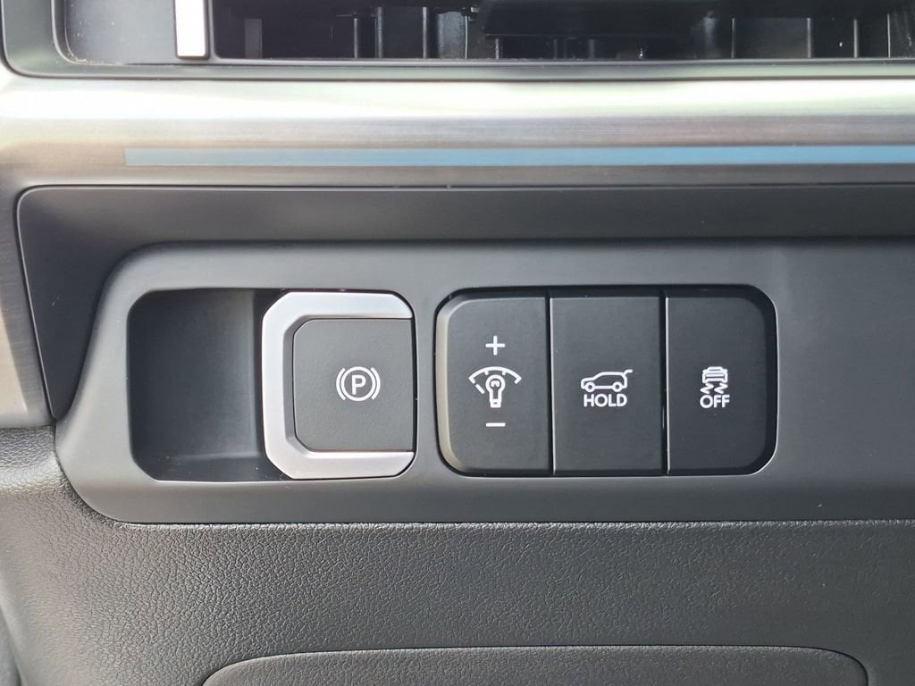 2025 Hyundai Santa Fe Limited - Photo 16