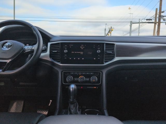 Used 2018 Volkswagen Atlas SEL with VIN 1V2MR2CA8JC591815 for sale in Marble Falls, TX