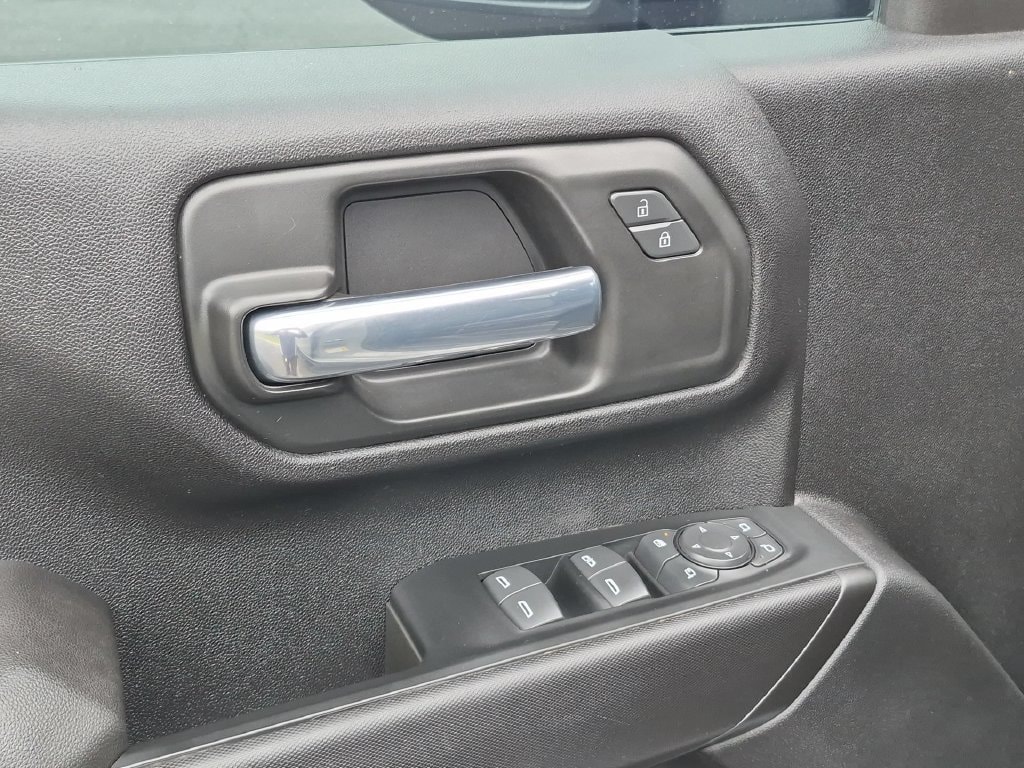 2025 Chevrolet Silverado 2500HD Custom - Photo 20