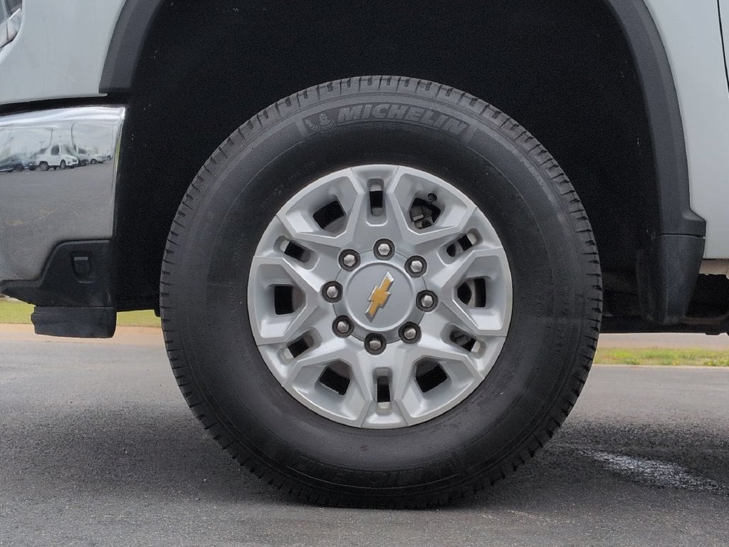 2025 Chevrolet Silverado 2500HD LTZ - Photo 31