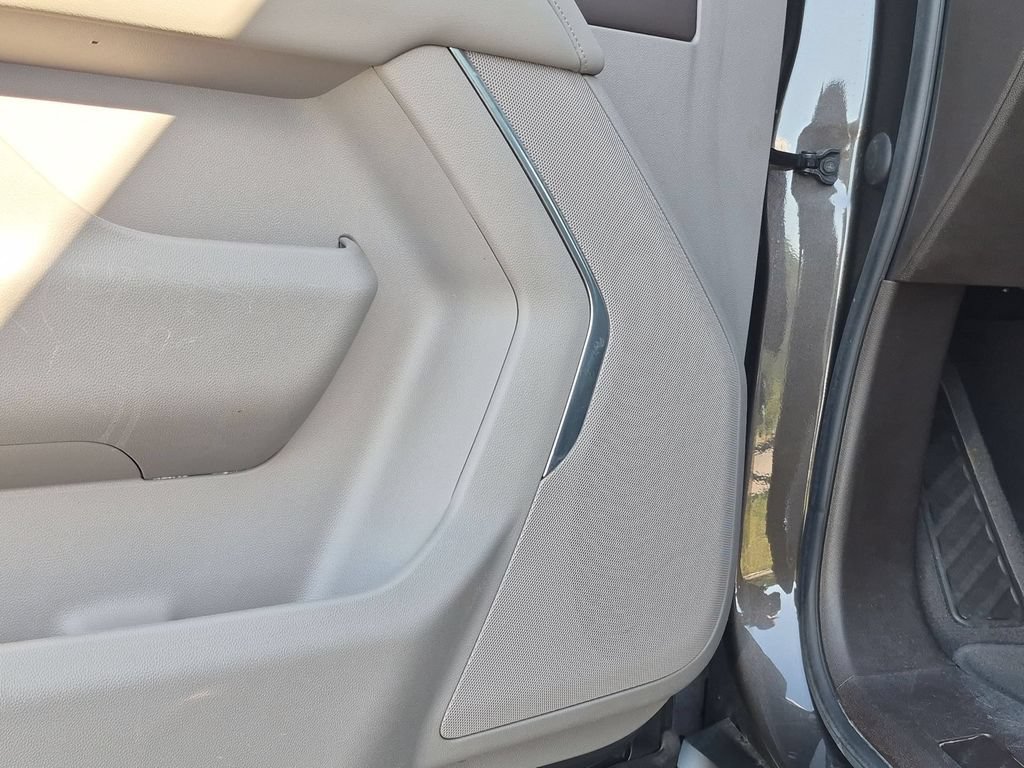 2021 Chevrolet Tahoe LS - Photo 21
