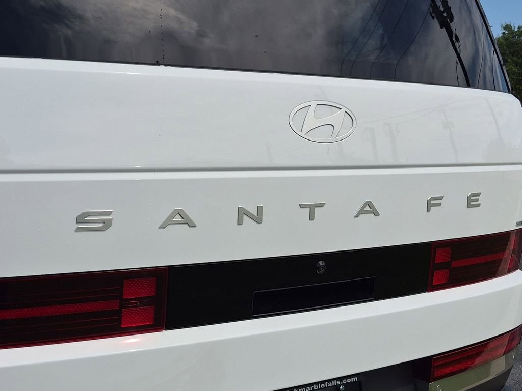 2025 Hyundai Santa Fe Limited - Photo 30