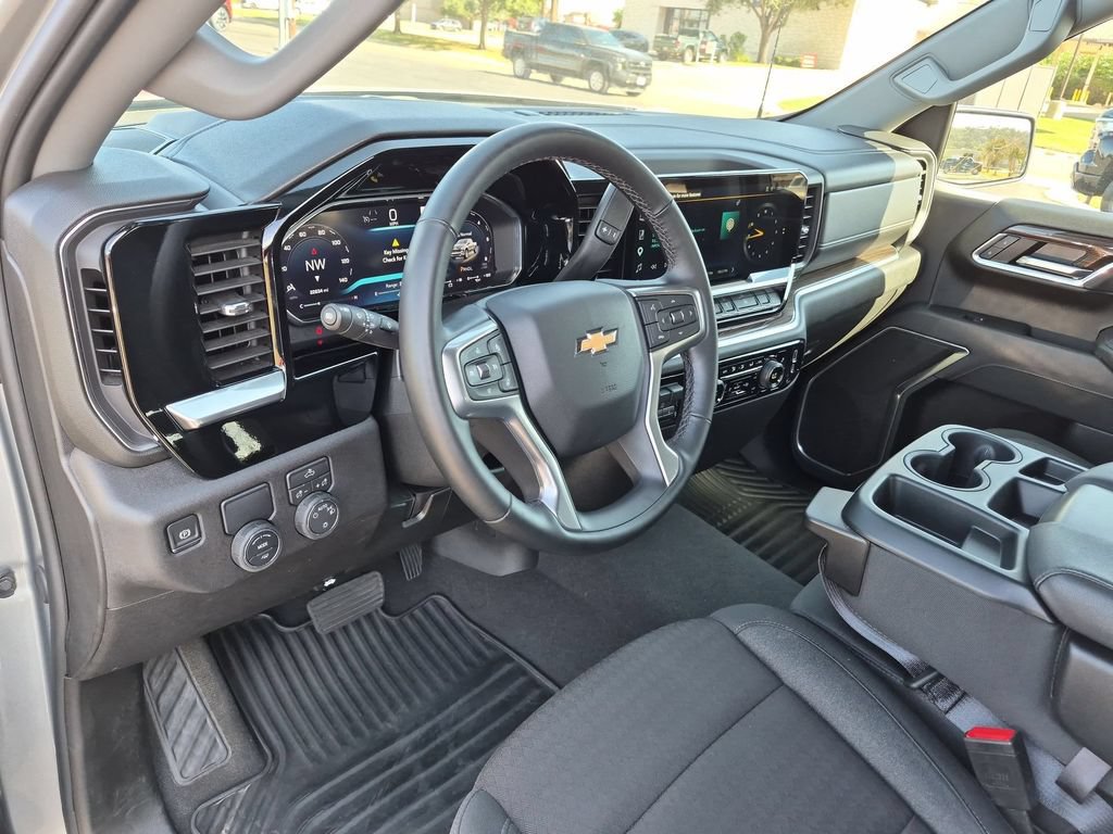 2026 Chevrolet Silverado 1500 LT - Photo 9
