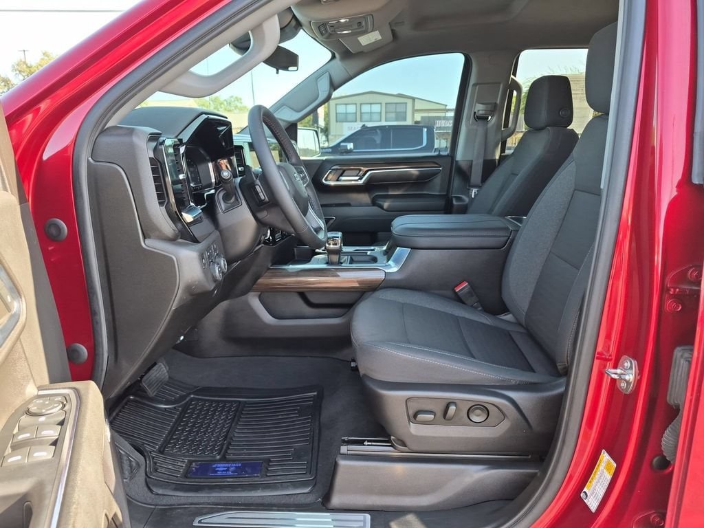 2024 Chevrolet Silverado 1500 RST - Photo 17