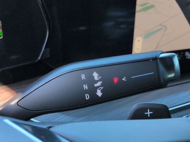2026 Chevrolet Suburban Premier - Photo 14