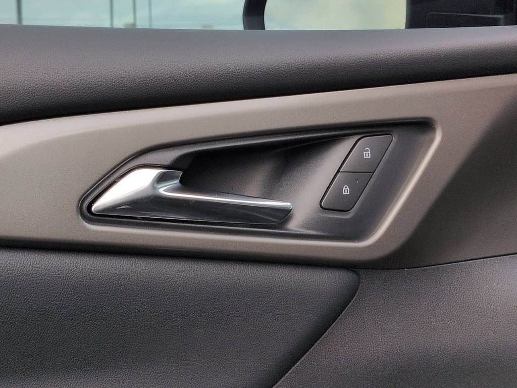 2026 Chevrolet Traverse LT - Photo 21