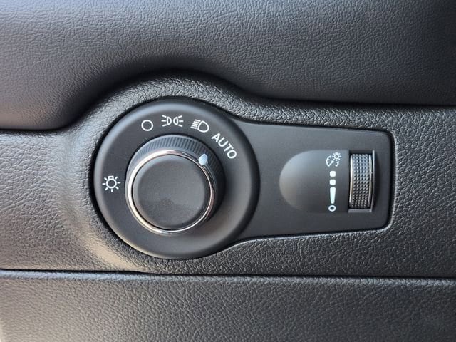 2024 Dodge Durango SXT - Photo 15