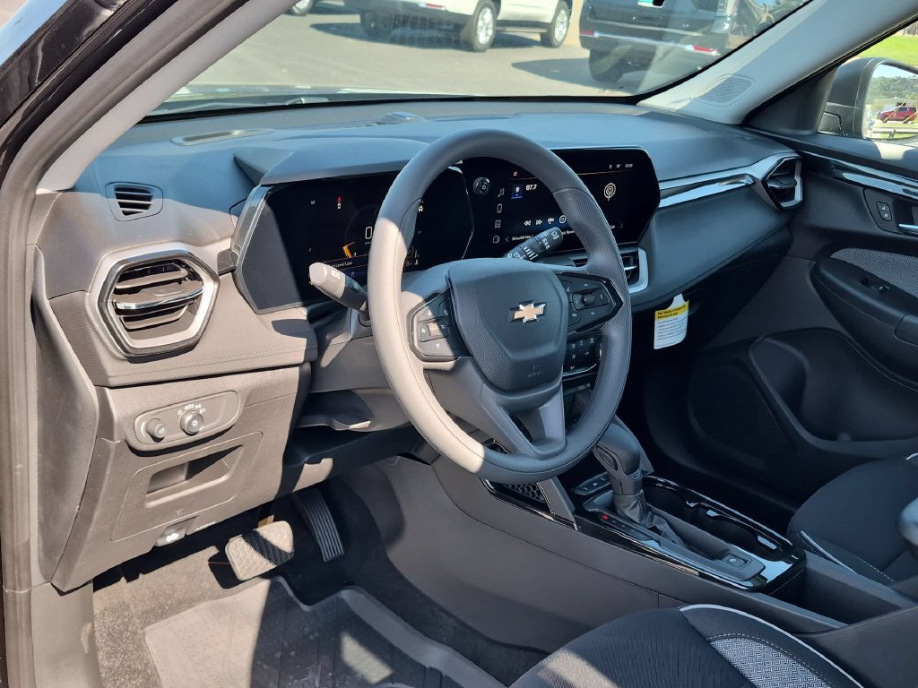 2026 Chevrolet Trailblazer LS - Photo 8