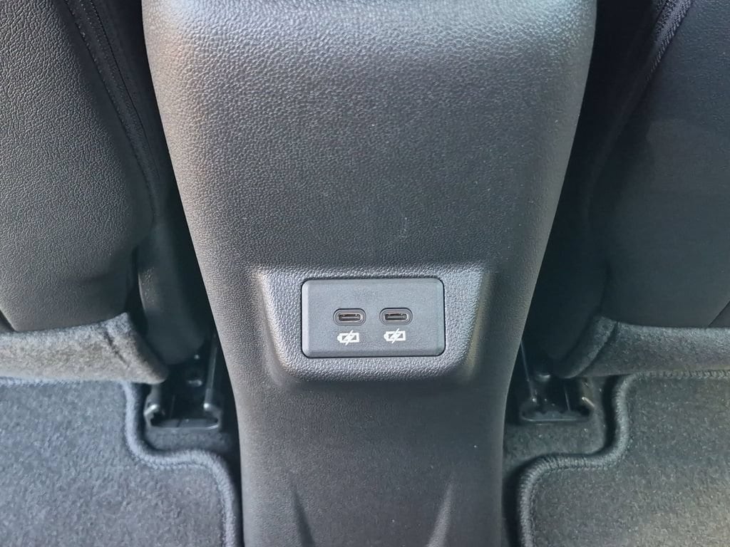 2027 Chevrolet Bolt RS - Photo 20