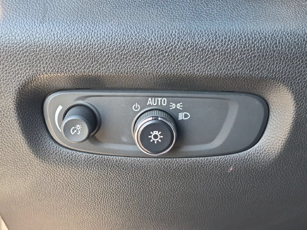 2022 Chevrolet Traverse High Country - Photo 17