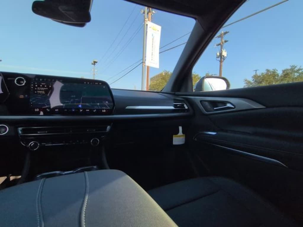 New 2025 Chevrolet Traverse LT SUV