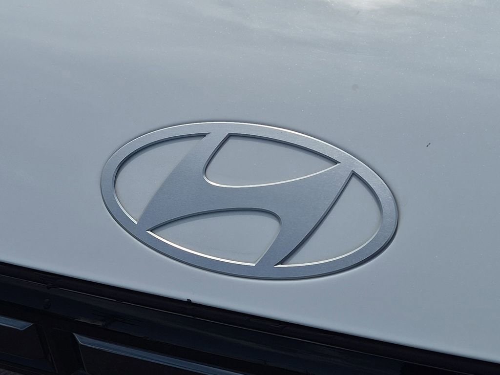 2025 Hyundai Santa Fe Limited - Photo 29