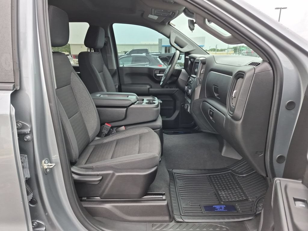 2024 Chevrolet Silverado 1500 Custom - Photo 25