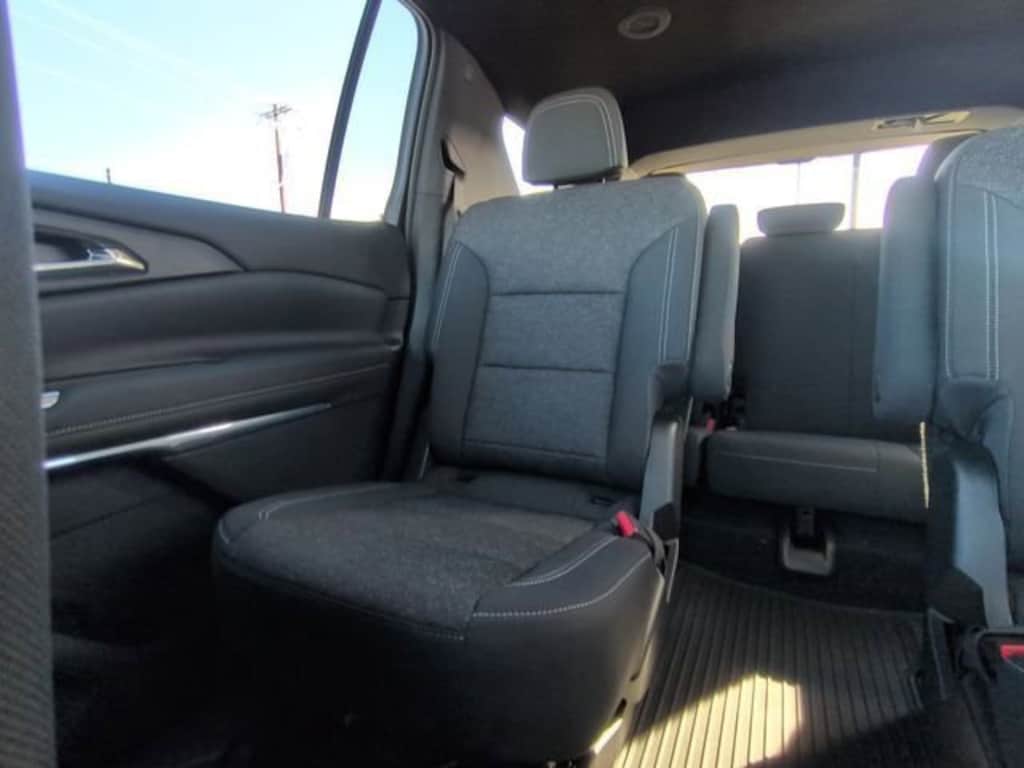 New 2026 Chevrolet Traverse LT SUV