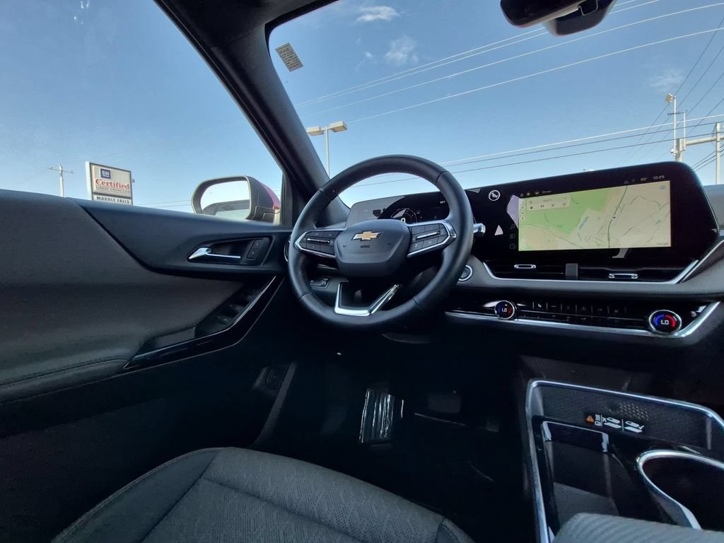 2025 Chevrolet Equinox LT - Photo 8