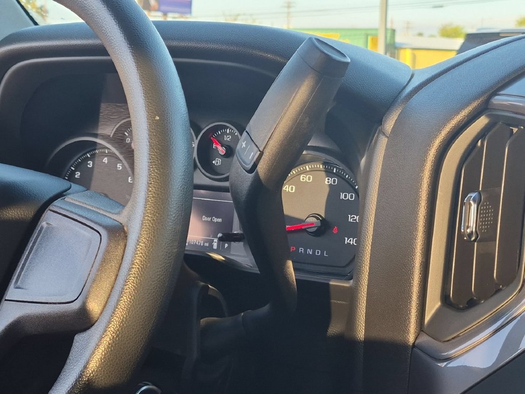 2020 Chevrolet Silverado 1500 Custom - Photo 14