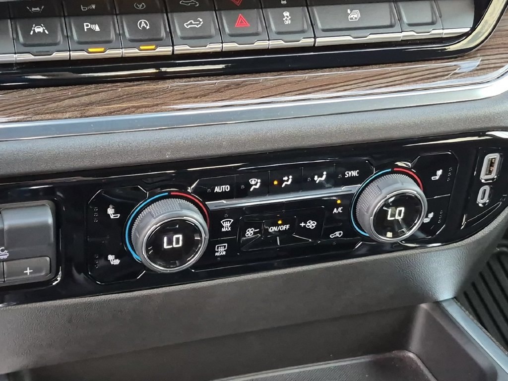 2023 Chevrolet Silverado 1500 LT - Photo 10