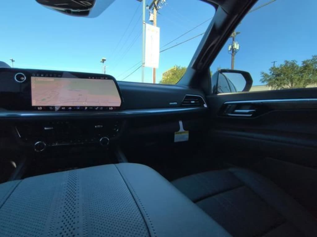 New 2025 Chevrolet Suburban High Country SUV