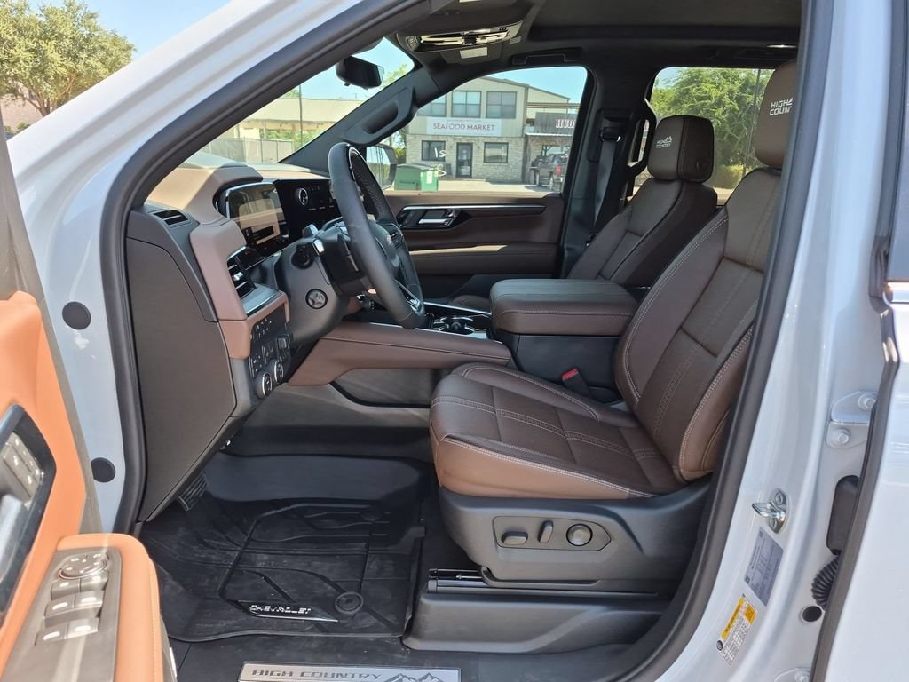 2026 Chevrolet Suburban High Country - Photo 19