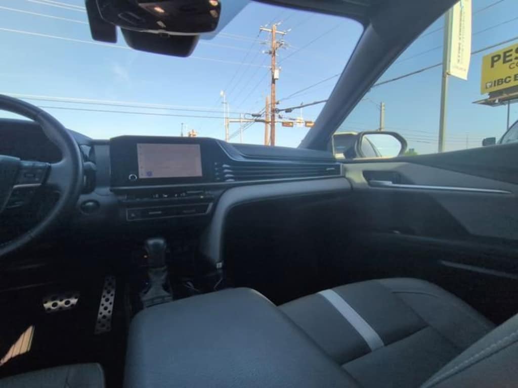 Used 2025 Toyota Camry LE